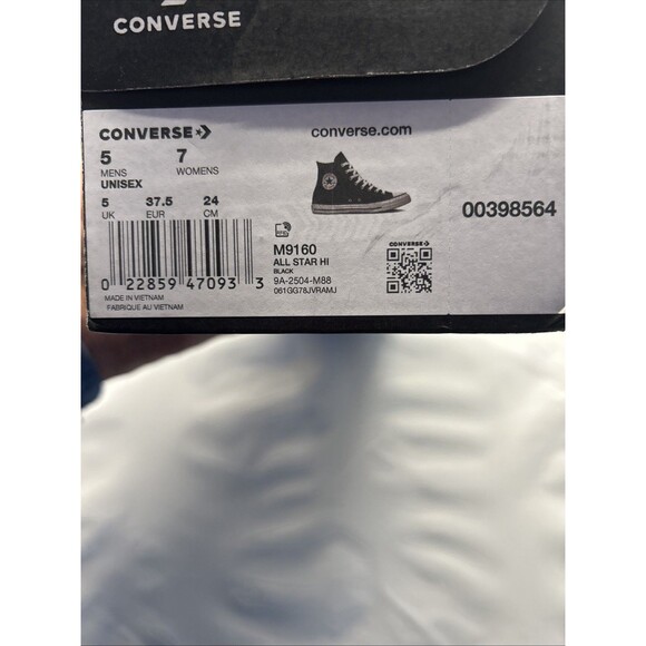 Converse Chuck Taylor Classic Blk & White High Top Unisex Men 5 Women 7 NEW - Picture 7 of 7